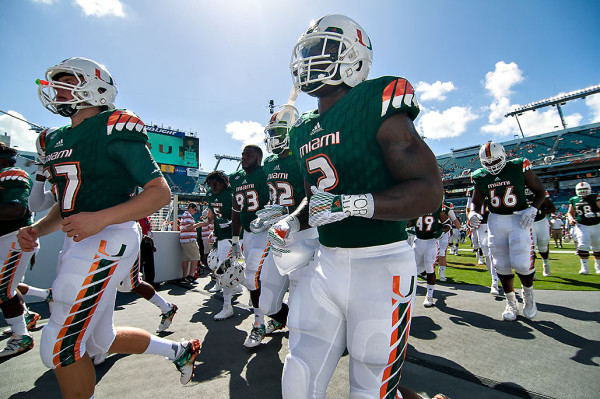 Miami Hurricanes RB #2, Joe Yearby, heads back to the locker room prior to kickoff