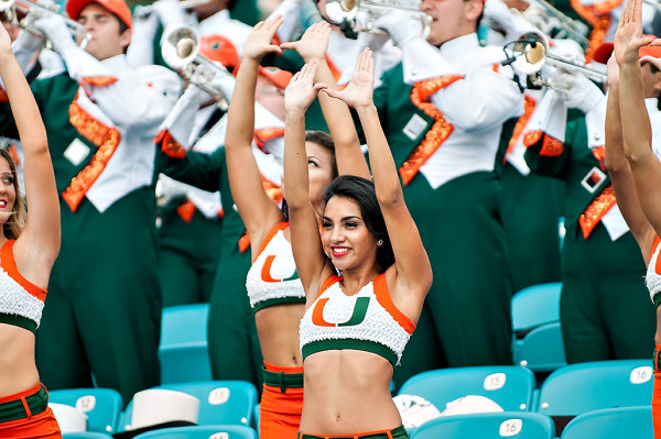 Hurricanettes throw up the "U"