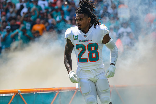 Miami Dolphins cornerback Bobby McCain (28)