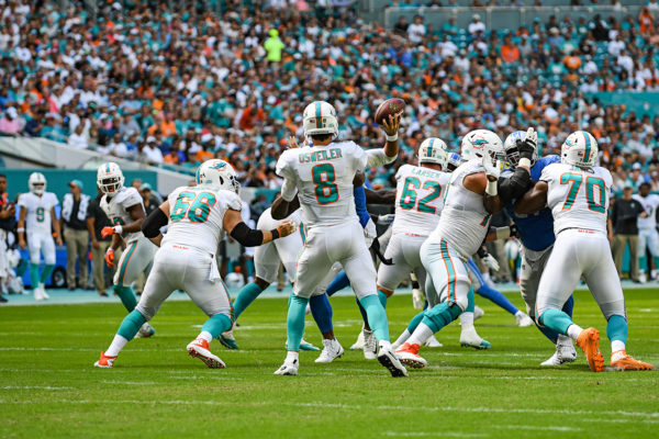 Miami Dolphins quarterback Brock Osweiler (8) looks to throw
