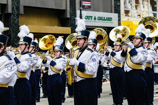 marching band thanksgiving day parade