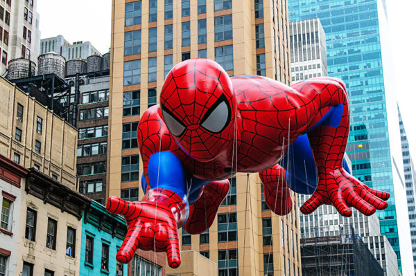 Spiderman balloon macys thanksgiving day parade