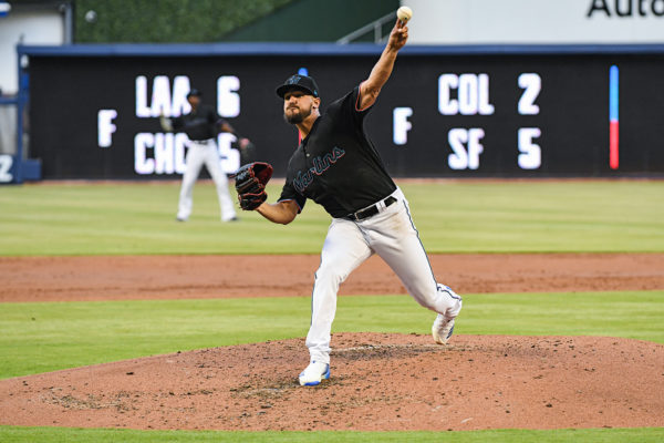 Miami Marlins starting pitcher Caleb Smith (31)