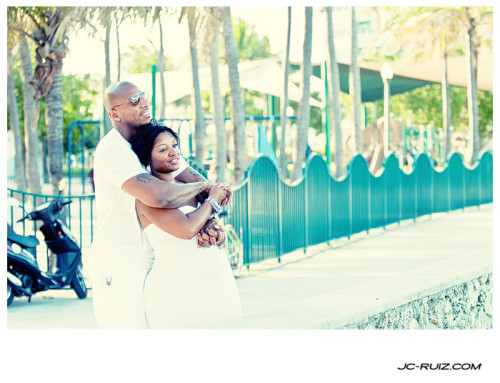 South Beach maternity shoot